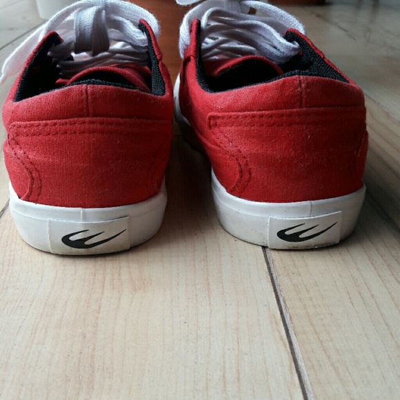 World balance shoes - Picture 4 of 7